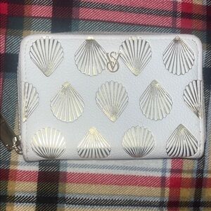 Victoria's Secret White Wallet with Gold Shell Design